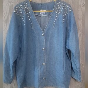 Vintage pearl& start studded denim shirt. Made in U.S.A. size unknown LG/XL
